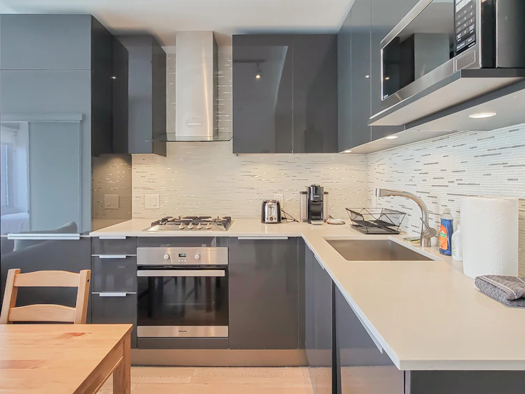 1704-1283 Howe Street, Vancouver, BC, V6Z 0E3 - 2
