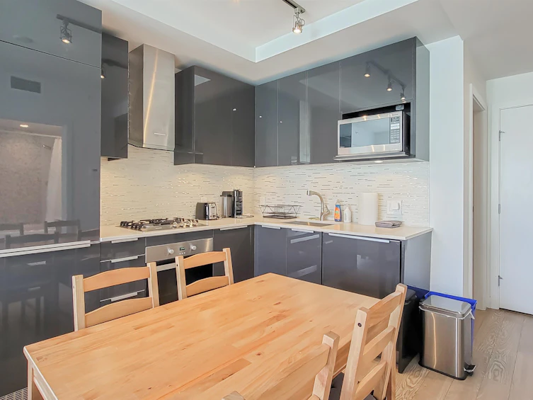 1704-1283 Howe Street, Vancouver, BC, V6Z 0E3 - 4