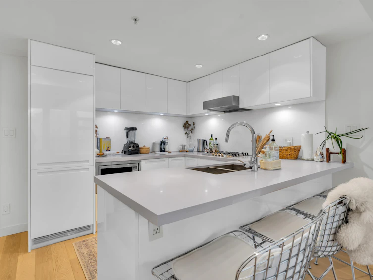 1702-188 Keefer Street, Vancouver, BC, V6A 0E3 - 10