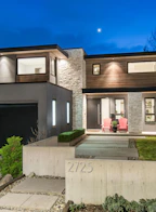 2725 Lyndene Road