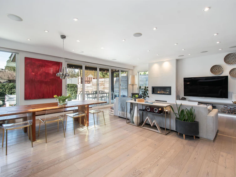 2725 Lyndene Road, North Vancouver, BC, V7R 1E2 - 9