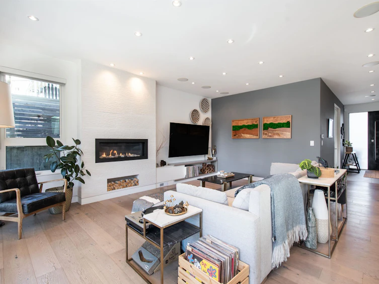 2725 Lyndene Road, North Vancouver, BC, V7R 1E2 - 16