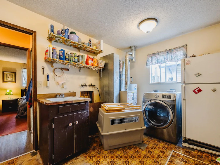 12142 Dover Street, Maple Ridge, BC, V2X 7X8 - 25