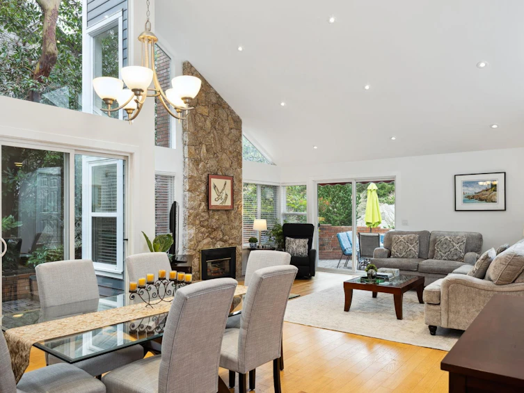6020 Glenwynd Place, West Vancouver, BC, V7W 2W5 - 4