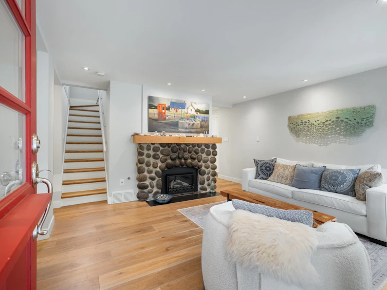 5648 Eagle Harbour Road, West Vancouver, BC, V7W 1P5 - 6