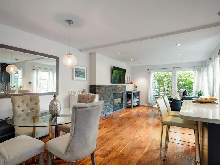 2536 Cornwall Street, Vancouver, BC, V6K 1C2 - 5