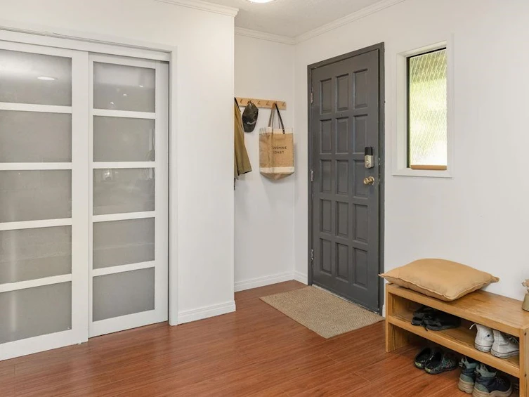 8019 Cooper Road, Halfmoon Bay, BC, V7Z 1A6 - 2