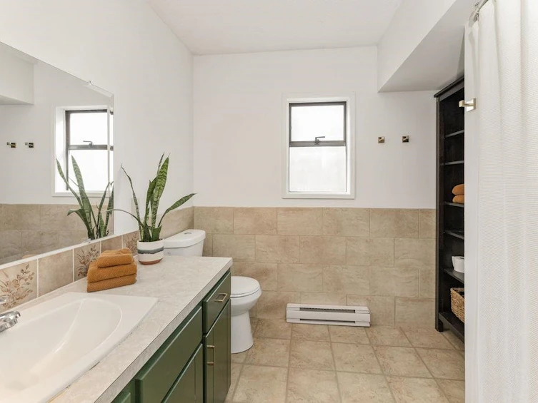 8019 Cooper Road, Halfmoon Bay, BC, V7Z 1A6 - 24