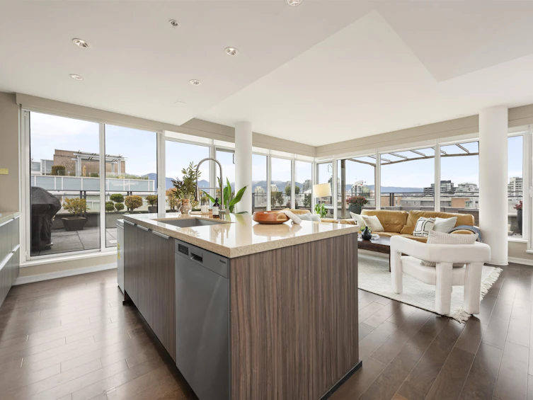 1108-181 W 1st Avenue, Vancouver, BC, V5Y 0E3 - 2