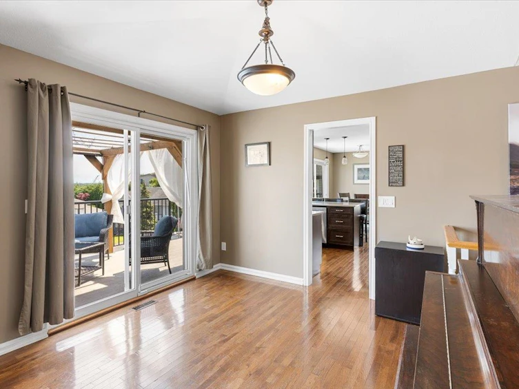 1294 Ricard Place, Port Coquitlam, BC, V3C 5H3 - 5