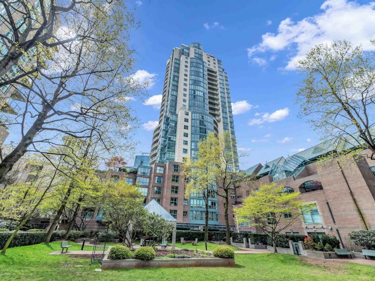 801-1188 Quebec Street, Vancouver, BC, V6A 4B3 - 40