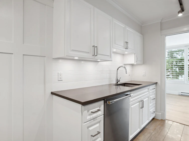 402-1420 Duchess Avenue, West Vancouver, BC, V7T 1H8 - 7