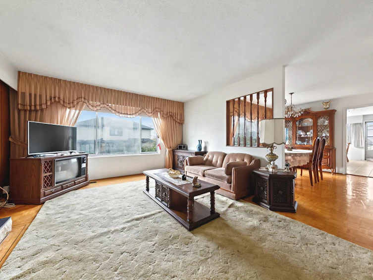 3980 Penticton Street, Vancouver, BC, V5R 1X8 - 5