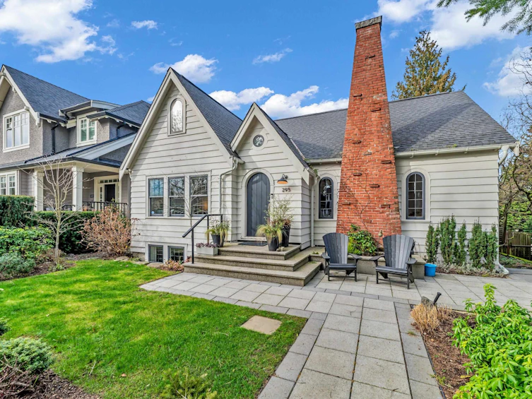 295 W 23rd Avenue, Vancouver, BC, V5Y 2H2
