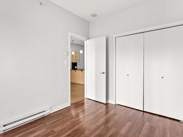 605-13399 104 Avenue, Surrey, BC, V3T 0C9 - 12
