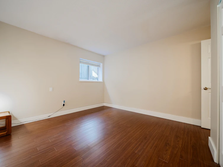 1-888 W 16th Street, North Vancouver, BC, V7P 1R3 - 36