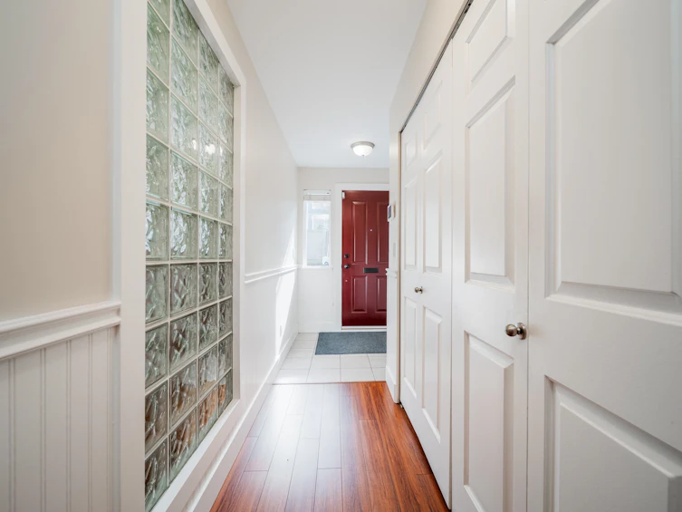 1-888 W 16th Street, North Vancouver, BC, V7P 1R3 - 16
