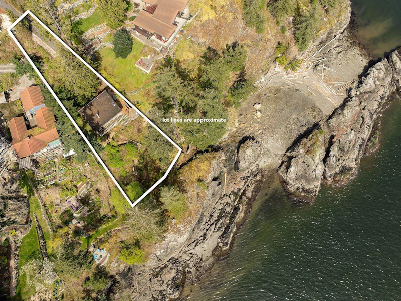 825 Hummingbird Lane, Bowen Island BC V0N 1G1