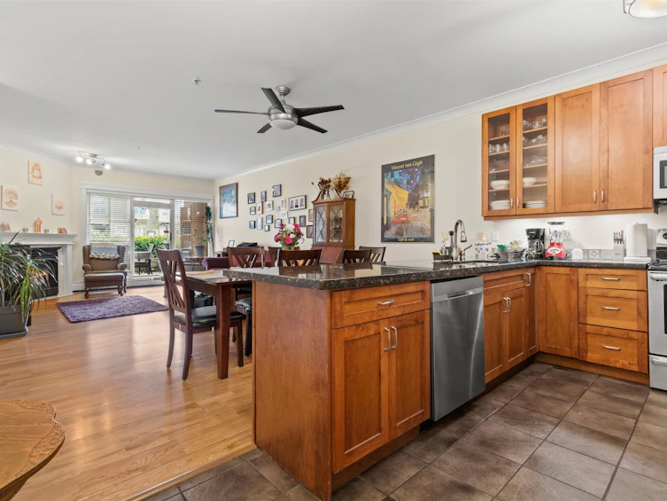 107-2109 Rowland Street, Port Coquitlam, BC, V3C 6J4 - 5