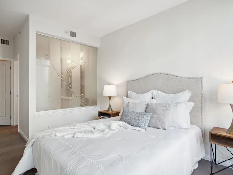405-1211 Melville Street, Vancouver, BC, V6E 0A7 - 13