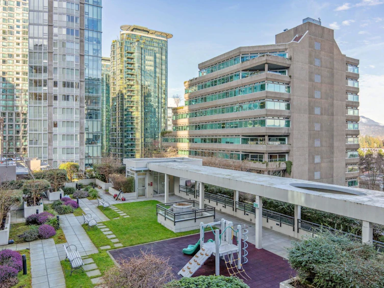 405-1211 Melville Street, Vancouver, BC, V6E 0A7 - 37