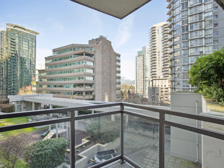 405-1211 Melville Street, Vancouver, BC, V6E 0A7 - 21
