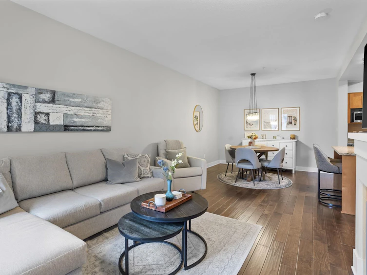 307-2601 Whiteley Court, North Vancouver, BC, V7J 2R7 - 9