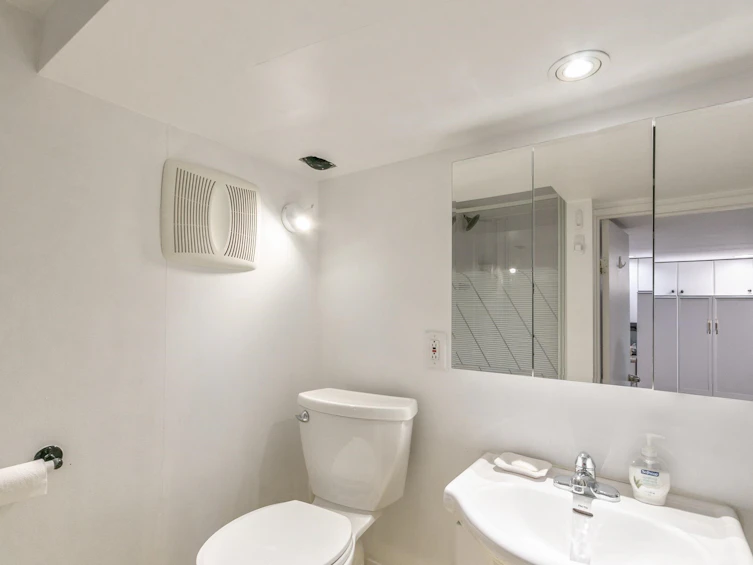5023 Windsor Street, Vancouver, BC, V5W 3H6 - 24
