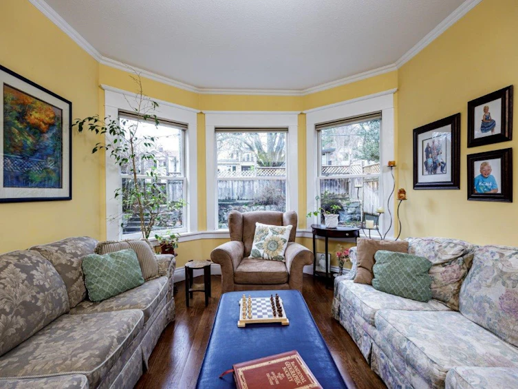 145-151 E Kings Road, North Vancouver, BC, V7N 1H4 - 9