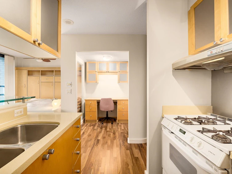 1106-1003 Burnaby Street, Vancouver, BC, V6E 4R7 - 6