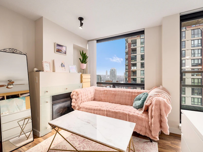 1106 - 1003 Burnaby Street, Vancouver BC V6E 4R7