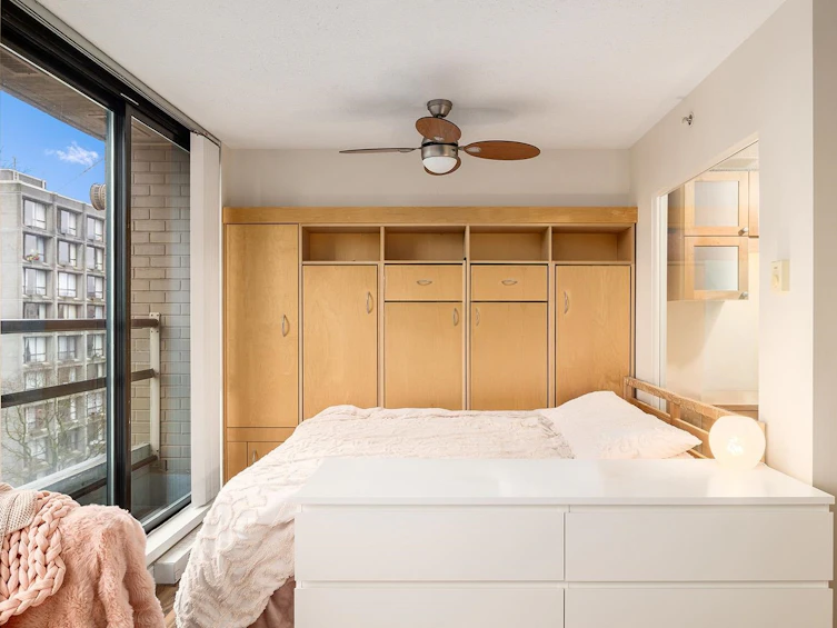 1106-1003 Burnaby Street, Vancouver, BC, V6E 4R7 - 9