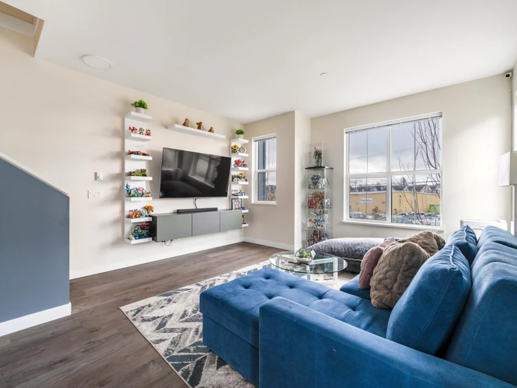24-488 Furness Street, New Westminster, BC, V3M 0M1 - 8
