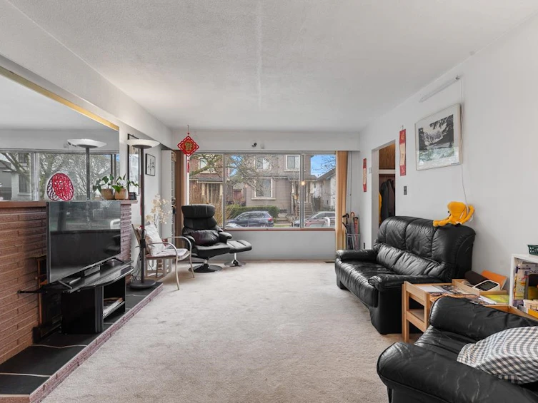 4985 Elgin Street, Vancouver, BC, V5W 3J7 - 4