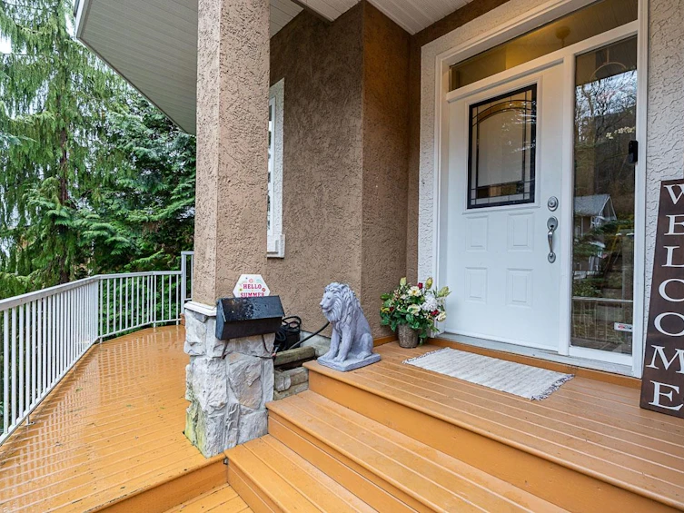 35774 Regal Parkway, Abbotsford, BC, V3G 2W2 - 3