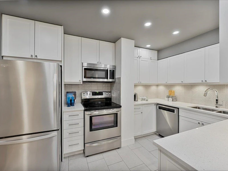 102 - 522 Moberly Road, Vancouver BC V5Z 4G4