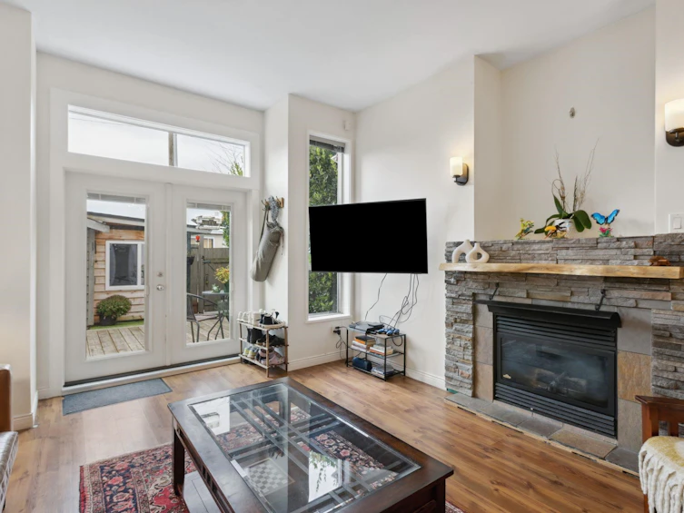 C-229 W 5th Street, North Vancouver, BC, V7M 1J9 - 7