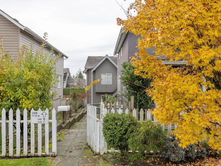 C-229 W 5th Street, North Vancouver, BC, V7M 1J9 - 24