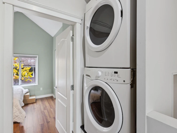 C-229 W 5th Street, North Vancouver, BC, V7M 1J9 - 21