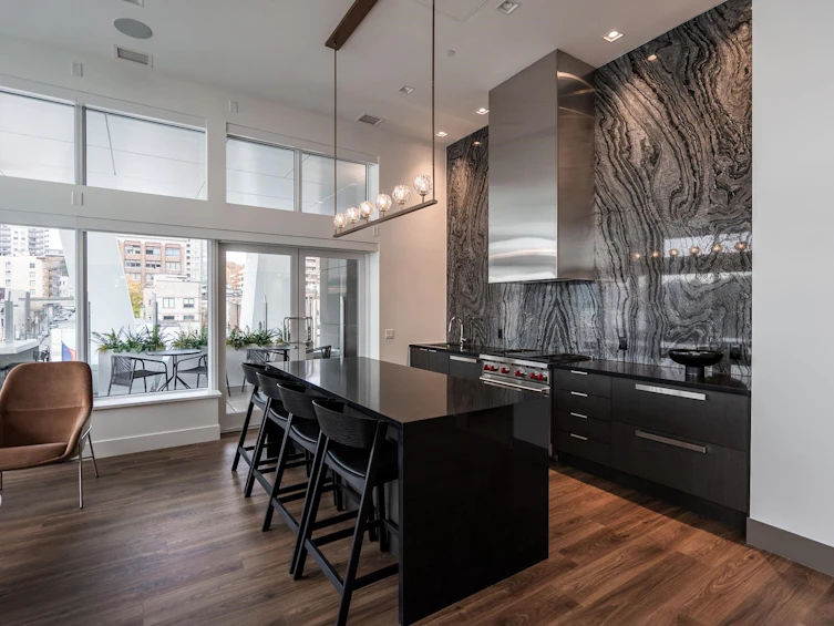 1303-680 Quayside Drive, New Westminster, BC, V3M 0P2 - 33