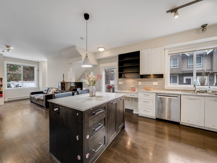 25-3395 Galloway Avenue, Coquitlam, BC, V3E 3G9 - 3