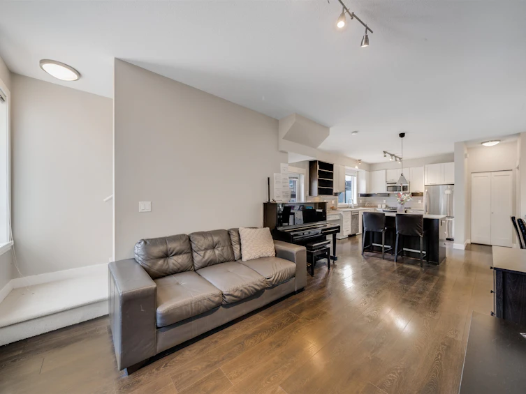 25-3395 Galloway Avenue, Coquitlam, BC, V3E 3G9 - 10