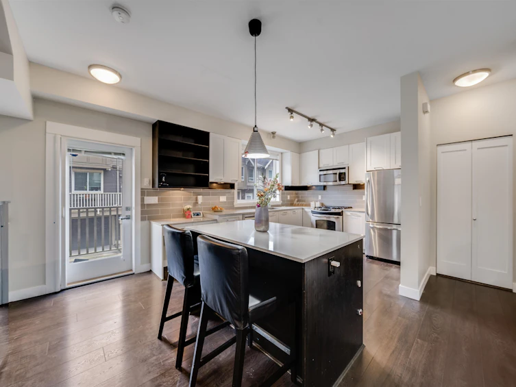 25-3395 Galloway Avenue, Coquitlam, BC, V3E 3G9 - 4