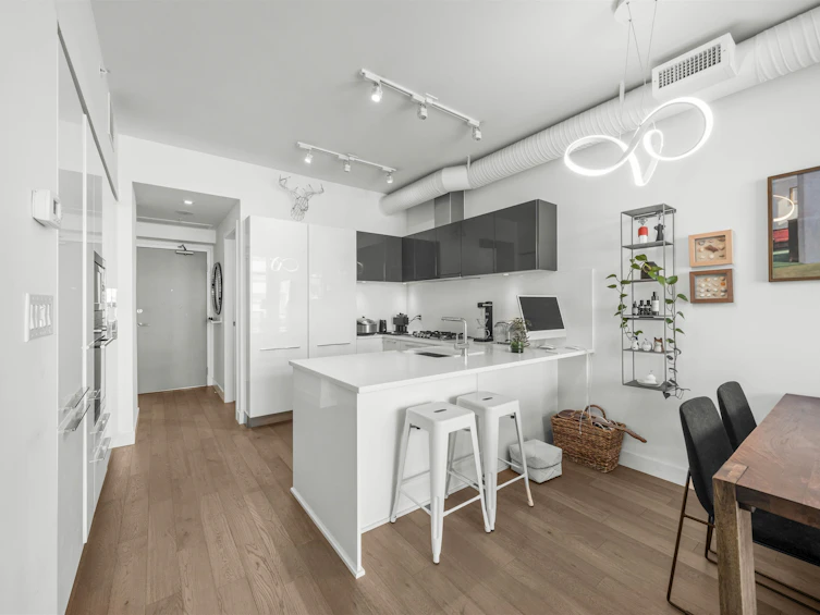 311-108 E 1st Avenue, Vancouver, BC, V5T 0E4 - 8