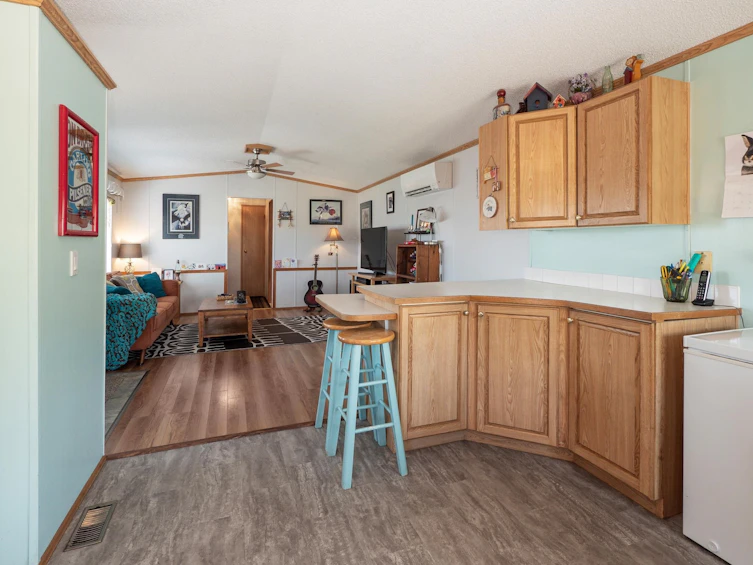 753 Steinbrunner Road, Gibsons, BC, V0N 1V9 - 6