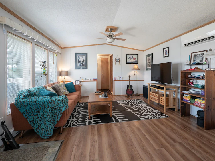 753 Steinbrunner Road, Gibsons, BC, V0N 1V9 - 7