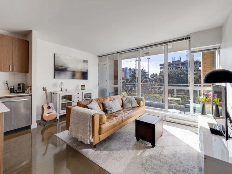 318-221 Union Street, Vancouver, BC, V6A 0B4 - 5