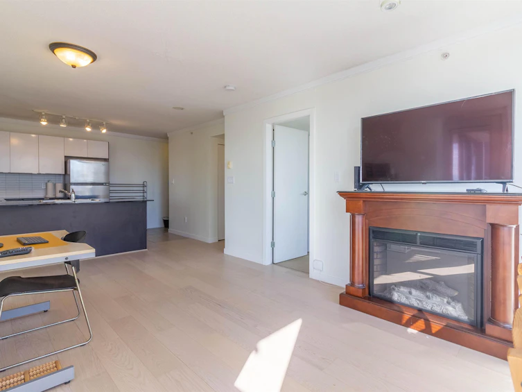 1906-4118 Dawson Street, Burnaby, BC, V5C 0A3 - 6