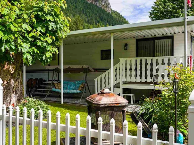 1-30860 Trans Canada Highway, Hope, BC, V0K 2S0 - 2