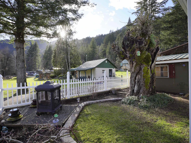 1-30860 Trans Canada Highway, Hope, BC, V0K 2S0 - 6